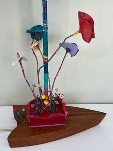 lot 8 image: Artisan Lamp by Jan Shafer