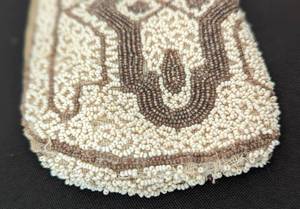 lot 45 image: Vintage Beaded Purse from Czechoslovakia