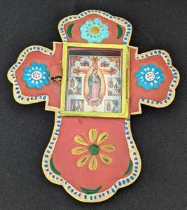 lot 47 image: Assorted Retablos from San Miguel, Mexico