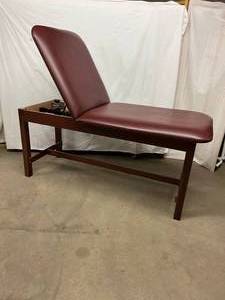 lot 16 image: TWO SECTION EXAM TABLE - EXCELLENT CONDITION