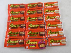 lot 215 image: (C-3) 18 Assorted Reeses Peanut But...