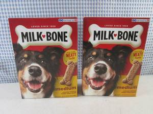 lot 216 image: (CS) 2 Boxes Medium Milk Bone Dog T...