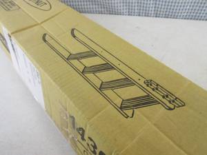 lot 233 image: (RM2) Maxtrix Straight Ladder For M...