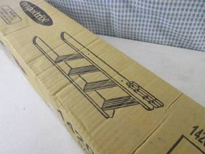 lot 236 image: (RM2) Maxtrix Low Bunk Straight Lad...