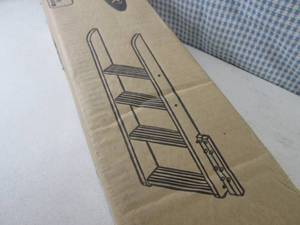 lot 240 image: (RM3) Maxtrix Low Bunk Straight Lad...