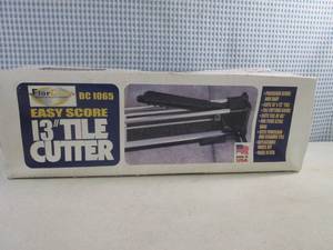 lot 272 image: (EW6) Easy Score 13 Tile Cutter...