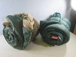 lot 290 image: (A-3T) 2 Sleeping Bags...
