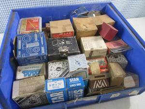 lot 296 image: (EW7) Bin Full of Assorted Nails Sc...
