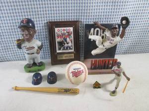 lot 310 image: (BSB) Minnesota Twins Collectables ...