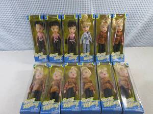 lot 31 image: (CSB) Lot of 12 Sassy Dolls...