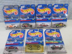 lot 35 image: (C-4) Assorted Hot Wheels in Packag...