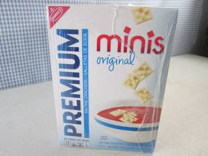 lot 43 image: (C-1) 6 Boxes Premium Saltine Crack...