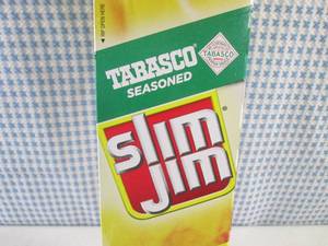 lot 60 image: (C-3) Box of 24 Slim Jim Tabasco Se...