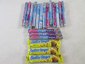 lot 172 image: (B-3) 16 SweeTarts Original 3 Butte...