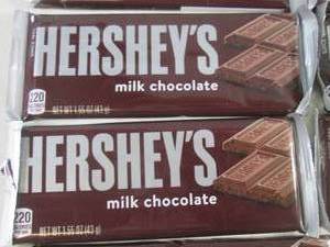 lot 189 image: (C-3) 20 Hersheys Milk Chocolate Ca...