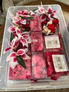 Silk Flowers & Petals
