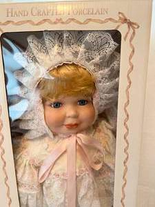 3 Face Doll