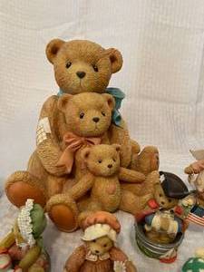 Cherished Teddies - Lot of 13