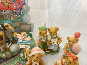 22 Cherished Teddies and Display Unit