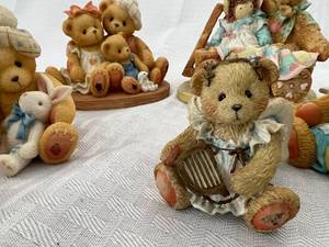 10 Cherished Teddies