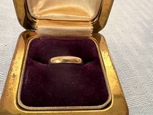 Gold Band Ring
