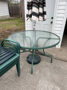 Outdoor Table with 4 Chairs, Umbrella & Base