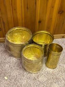 Decorative Gold Tins