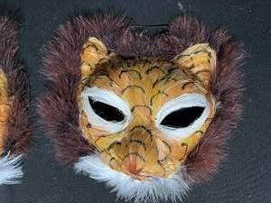 Mascarade Masks - 2 cats
