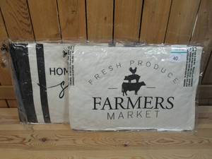 lot 40 image: Set of TWO Decorative Pillows