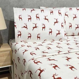 lot 32 image: Flannel From Portugal 4 Piece Full Sheet Set 100% Cotton Red Deer