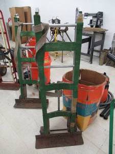 Furniture moving dolly