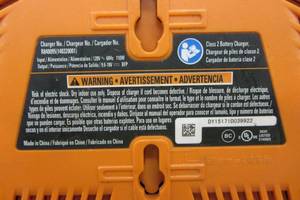 RIDGID Gen5x Genuine Oem Dual Chemistry Battery Charger for 18V lithium ion or Nicad batteries with Temperature Monitoring and Energy Saving