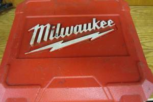 Milwaukee Hole Dozer Hole Saw Kit 49-22