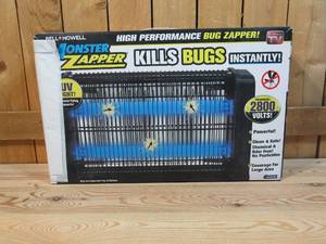 lot 30 image: BELLHOWELL Monster Bug Zapper, As Seen On Tv