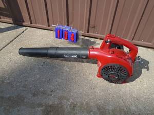 Craftsman 2 cycle leaf blower. Used condition. Tested & works. As shown.