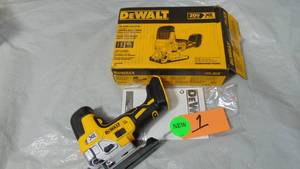 lot 1 image: DEWALT  20V MAX XR Cordless Barrel Grip Jigsaw (Tool Only) New