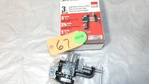 lot 67 image: BESSEY  3 in. Clamp-On Vise