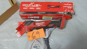 lot 69 image: Milwaukee  M18 FUEL 18V Lithium-Ion Cordless Brushless Oscillating Multi-Tool (Tool-Only)