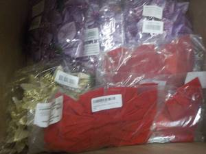 lot 3 image: New Xmas Overstock...