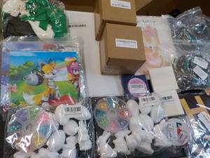 lot 48 image: Toys and Crafts...
