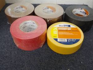 lot 106 image: 5 Rolls Shurtape Industrial Cloth T...