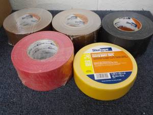 lot 108 image: 5 Rolls Shurtape Industrial Cloth T...