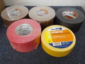 lot 109 image: 5 Rolls Shurtape Industrial Cloth T...