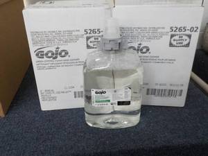 lot 113 image: 4 - 2 liter Jugs GOJO Hand Cleanser...