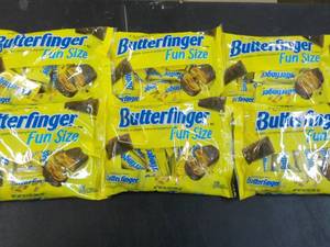 lot 161 image: 6 - 10.2 oz Bags Butterfinger Fun S...