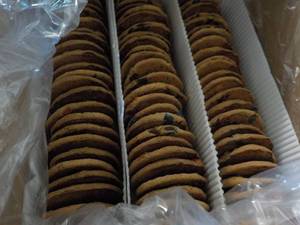 lot 187 image: Box of 72 Bakers Choice Frozen Cho...