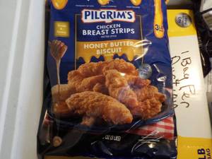 lot 193 image: 48 oz Bag Frozen Pilgrams Chicken B...
