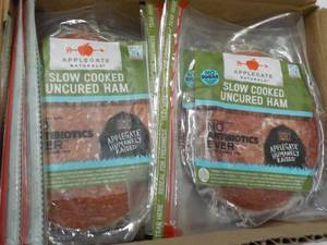 lot 204 image: Case of 12 - 7 oz Pkgs Frozen Uncur...