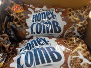 lot 273 image: 6 - 32.5 oz Bags Post Chocolate Hon...