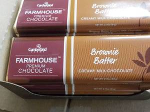 lot 303 image: 24 Bars Cumberland Farmhouse Browni...